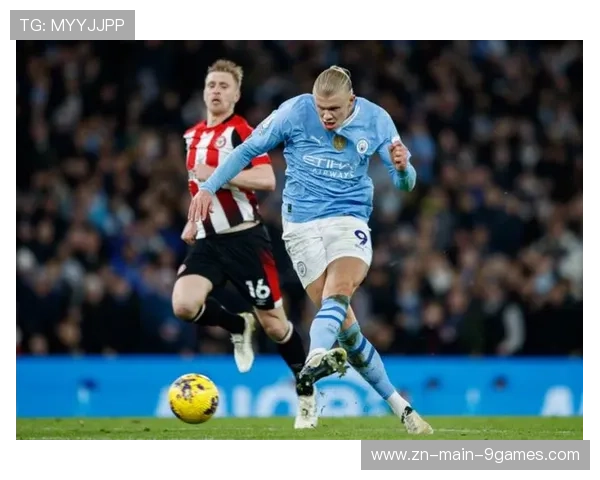 曼城进攻端火力充沛，哈兰德连续冲刺拉扯防线